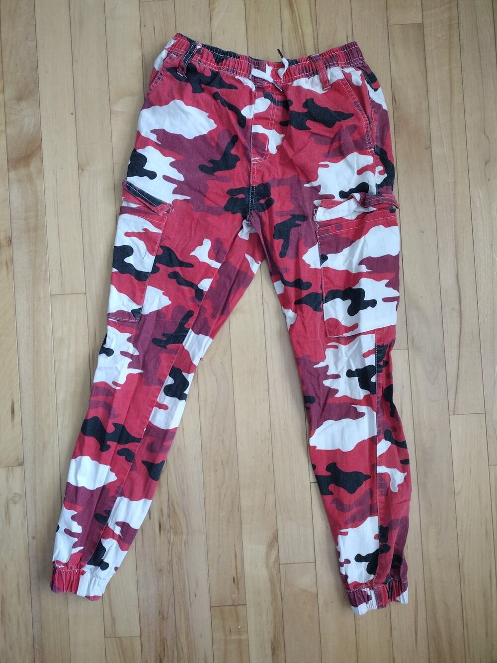 Kreamy Womens L Red Camo Print Cargo Streetwear Joggers
